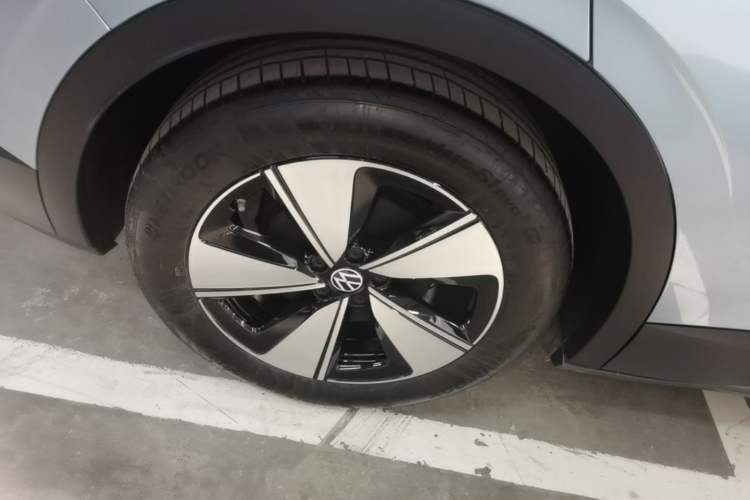 Used Volkswagen ID.4 X 2025 Smart Version Pure & Intelligent Enjoyment Edition Right Rear Wheel Hub