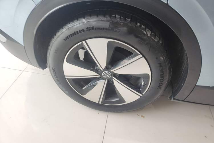 Used Volkswagen ID.4 X 2025 Smart Version Pure & Intelligent Enjoyment Edition Right Rear Wheel Hub