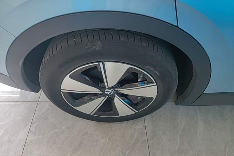 Used Volkswagen ID.4 X 2025 Smart Version Pure & Intelligent Enjoyment Edition Right Rear Wheel Hub