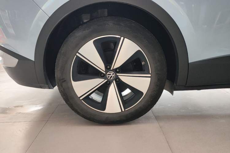 Used Volkswagen ID.4 X 2025 Smart Version Pure & Intelligent Enjoyment Edition Right Rear Wheel Hub