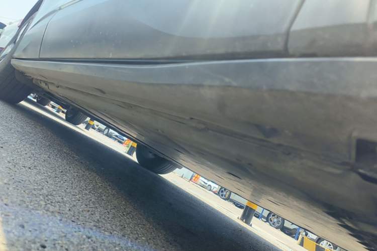 Used Volkswagen ID.4 X 2025 Smart Version Pure & Intelligent Enjoyment Edition Right Side Sill
