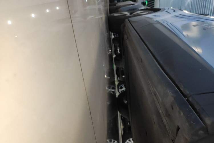 Used Volkswagen ID.4 X 2025 Smart Version Pure & Intelligent Enjoyment Edition Right Side Sill