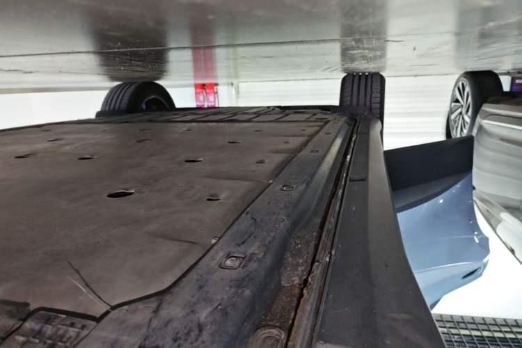 Used Volkswagen ID.4 X 2025 Smart Version Pure & Intelligent Enjoyment Edition Right Side Sill
