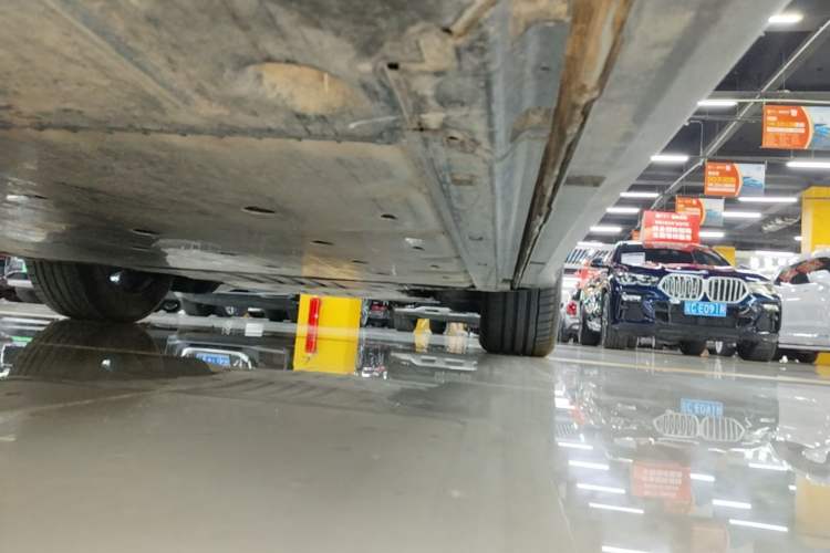 Used Volkswagen ID.4 X 2025 Smart Version Pure & Intelligent Enjoyment Edition Right Side Sill