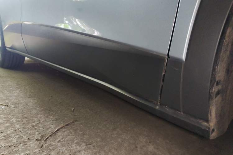 Used Volkswagen ID.4 X 2025 Smart Version Pure & Intelligent Enjoyment Edition Right Side Sill