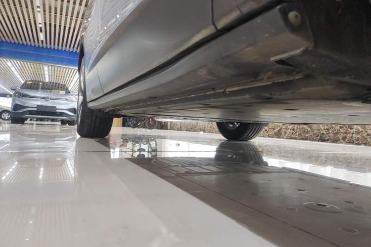 Used Volkswagen ID.4 X 2025 Smart Version Pure & Intelligent Enjoyment Edition Right Side Sill