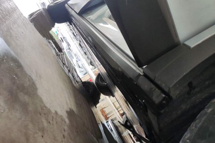Used Volkswagen ID.4 X 2025 Smart Version Pure & Intelligent Enjoyment Edition Right Side Sill