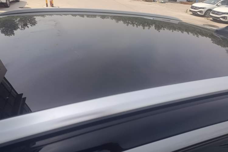Used Volkswagen ID.4 X 2025 Smart Version Pure & Intelligent Enjoyment Edition Roof