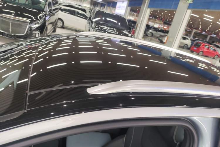 Used Volkswagen ID.4 X 2025 Smart Version Pure & Intelligent Enjoyment Edition Roof