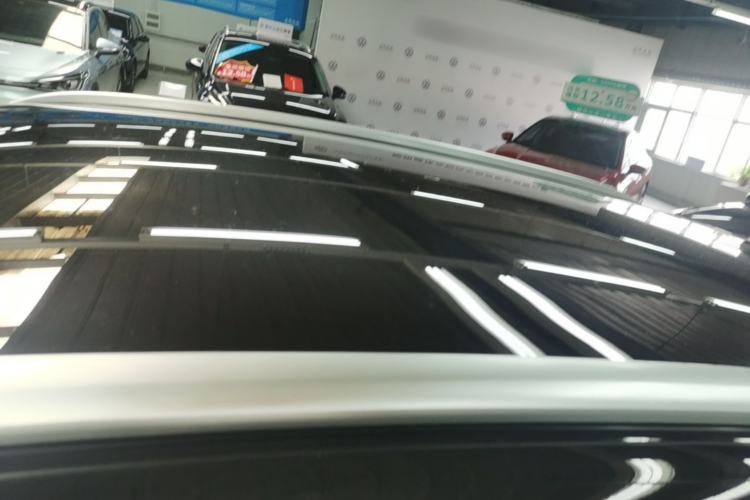 Used Volkswagen ID.4 X 2025 Smart Version Pure & Intelligent Enjoyment Edition Roof