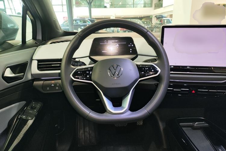 Used Volkswagen ID.4 X 2025 Smart Version Pure & Intelligent Enjoyment Edition Steering Wheel