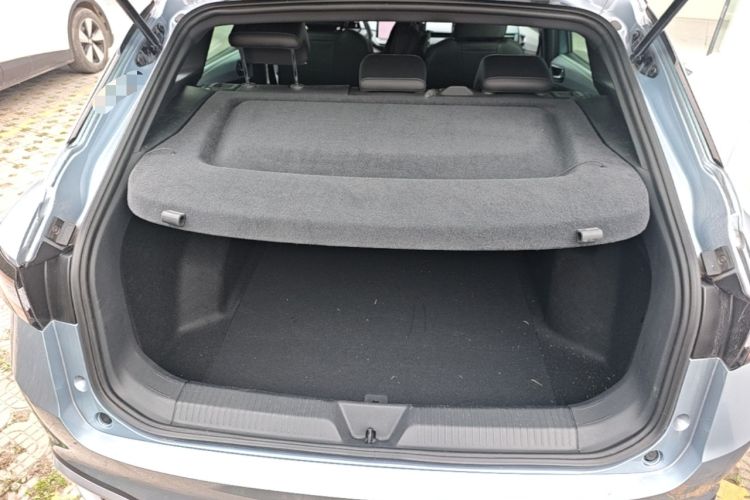 Used Volkswagen ID.4 X 2025 Smart Version Pure & Intelligent Enjoyment Edition Trunk