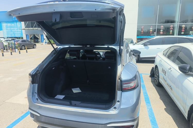 Used Volkswagen ID.4 X 2025 Smart Version Pure & Intelligent Enjoyment Edition Trunk