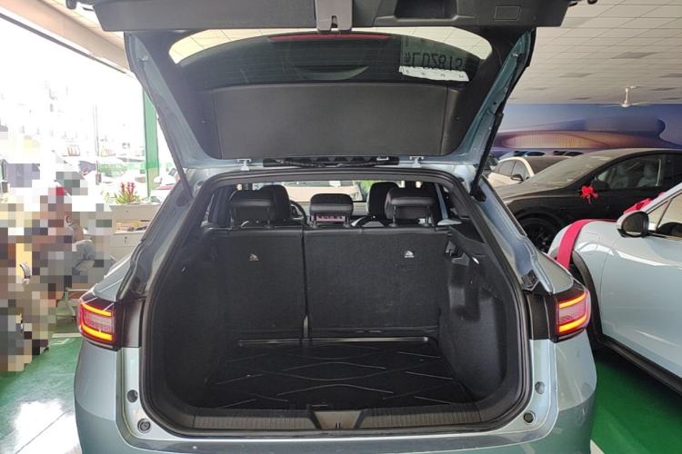 Used Volkswagen ID.4 X 2025 Smart Version Pure & Intelligent Enjoyment Edition Trunk