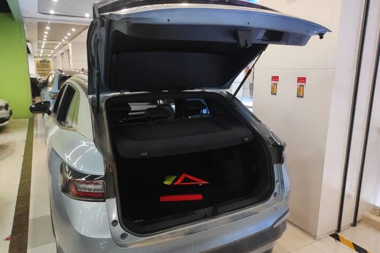 Used Volkswagen ID.4 X 2025 Smart Version Pure & Intelligent Enjoyment Edition Trunk