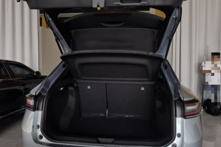 Used Volkswagen ID.4 X 2025 Smart Version Pure & Intelligent Enjoyment Edition Trunk