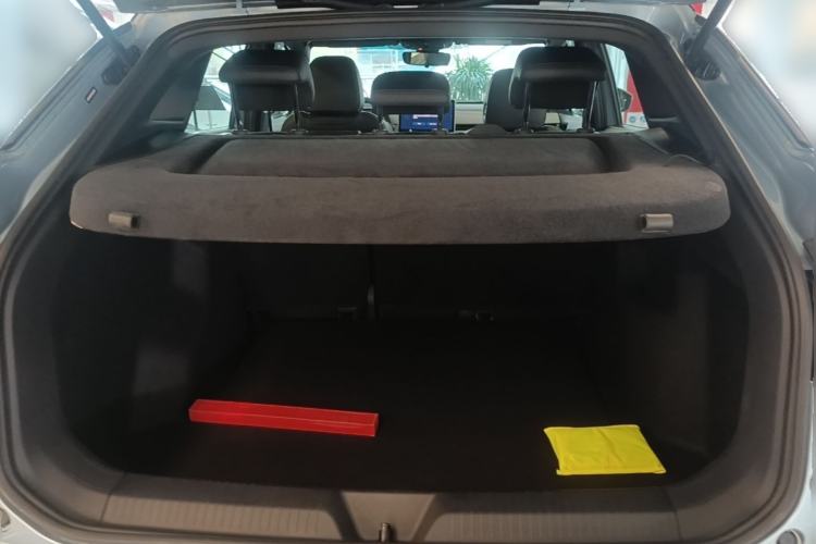 Used Volkswagen ID.4 X 2025 Smart Version Pure & Intelligent Enjoyment Edition Trunk