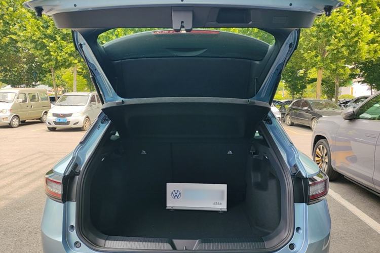 Used Volkswagen ID.4 X 2025 Smart Version Pure & Intelligent Enjoyment Edition Trunk