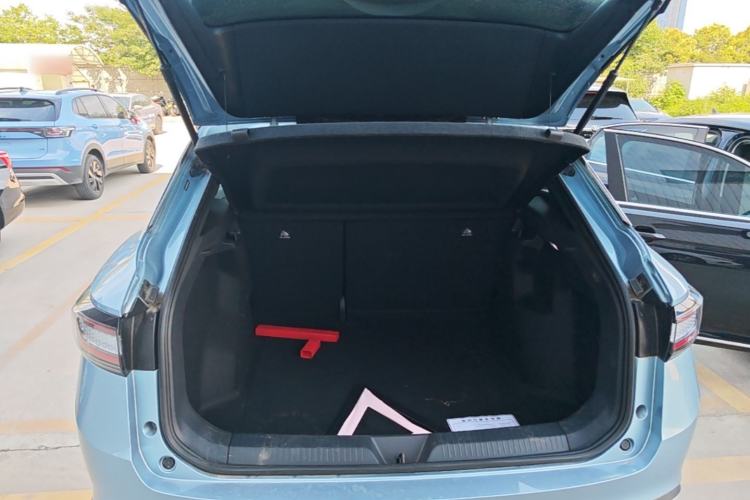 Used Volkswagen ID.4 X 2025 Smart Version Pure & Intelligent Enjoyment Edition Trunk