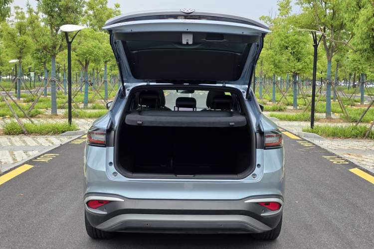 Used Volkswagen ID.4 X 2025 Smart Version Pure & Intelligent Enjoyment Edition Trunk