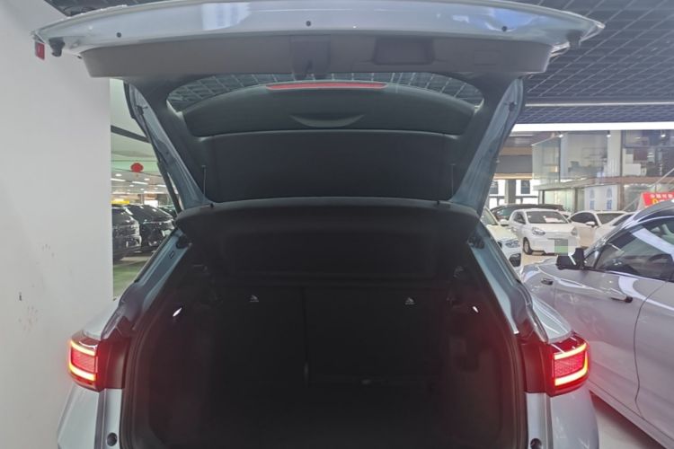 Used Volkswagen ID.4 X 2025 Smart Version Pure & Intelligent Enjoyment Edition Trunk