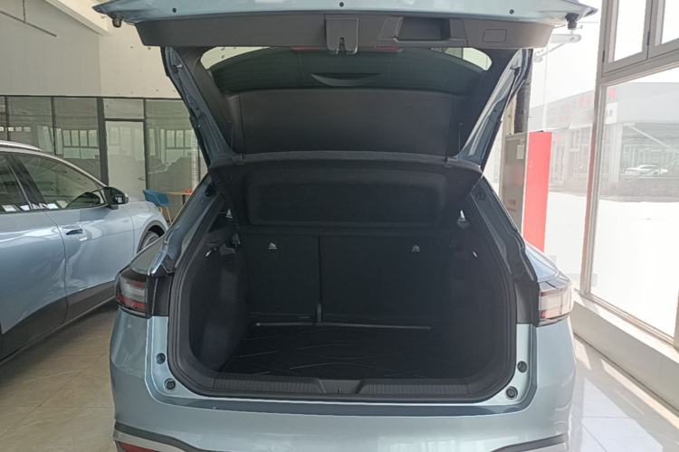 Used Volkswagen ID.4 X 2025 Smart Version Pure & Intelligent Enjoyment Edition Trunk