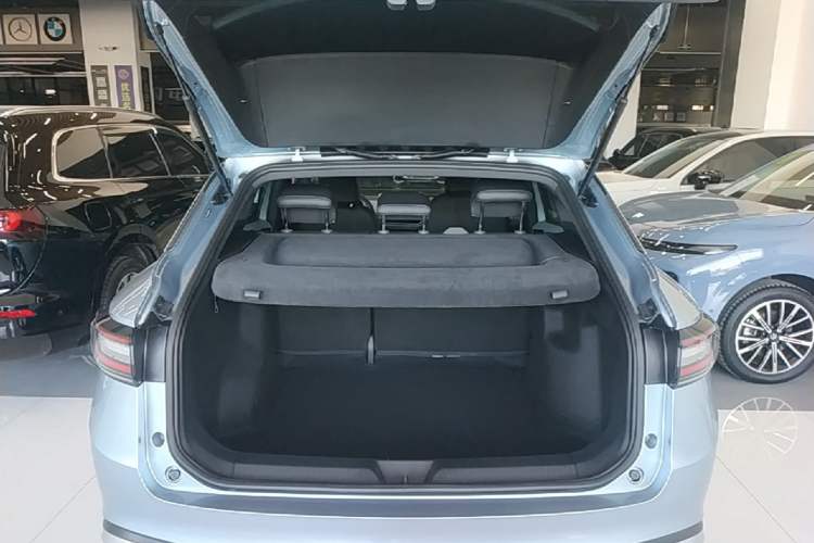 Used Volkswagen ID.4 X 2025 Smart Version Pure & Intelligent Enjoyment Edition Trunk