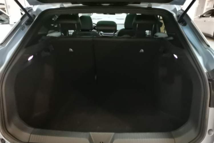 Used Volkswagen ID.4 X 2025 Smart Version Pure & Intelligent Enjoyment Edition Trunk