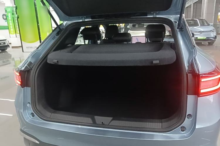 Used Volkswagen ID.4 X 2025 Smart Version Pure & Intelligent Enjoyment Edition Trunk