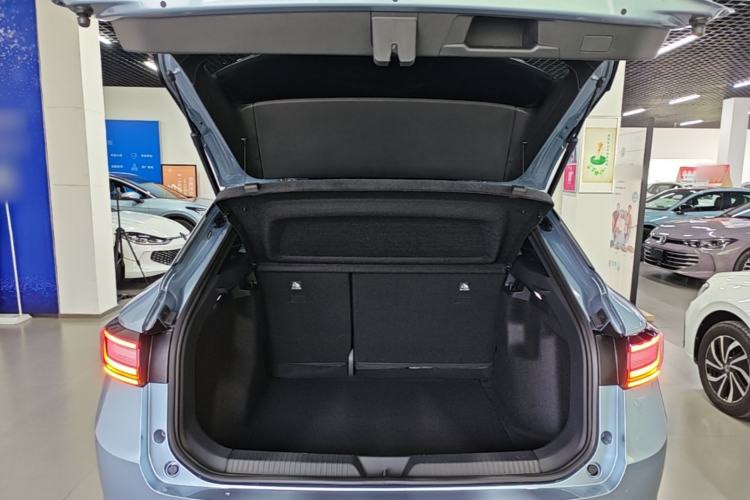 Used Volkswagen ID.4 X 2025 Smart Version Pure & Intelligent Enjoyment Edition Trunk