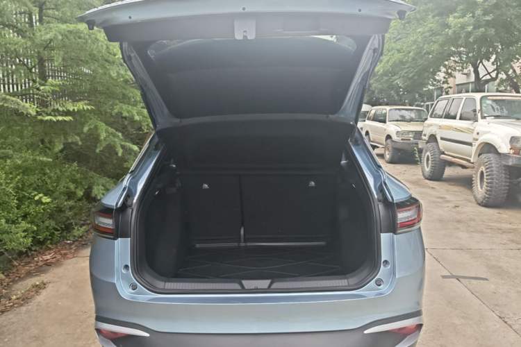 Used Volkswagen ID.4 X 2025 Smart Version Pure & Intelligent Enjoyment Edition Trunk