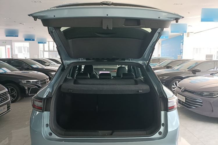 Used Volkswagen ID.4 X 2025 Smart Version Pure & Intelligent Enjoyment Edition Trunk