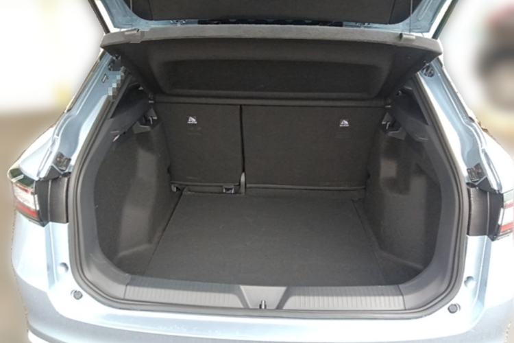 Used Volkswagen ID.4 X 2025 Smart Version Pure & Intelligent Enjoyment Edition Trunk