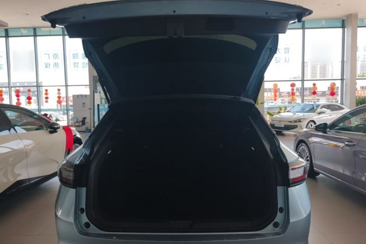 Used Volkswagen ID.4 X 2025 Smart Version Pure & Intelligent Enjoyment Edition Trunk