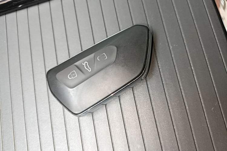 Used Volkswagen ID.4 X 2025 Smart Version Pure & Intelligent Enjoyment Edition Vehicle Key