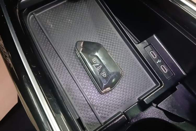 Used Volkswagen ID.4 X 2025 Smart Version Pure & Intelligent Enjoyment Edition Vehicle Key
