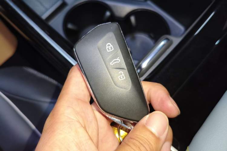 Used Volkswagen ID.4 X 2025 Smart Version Pure & Intelligent Enjoyment Edition Vehicle Key