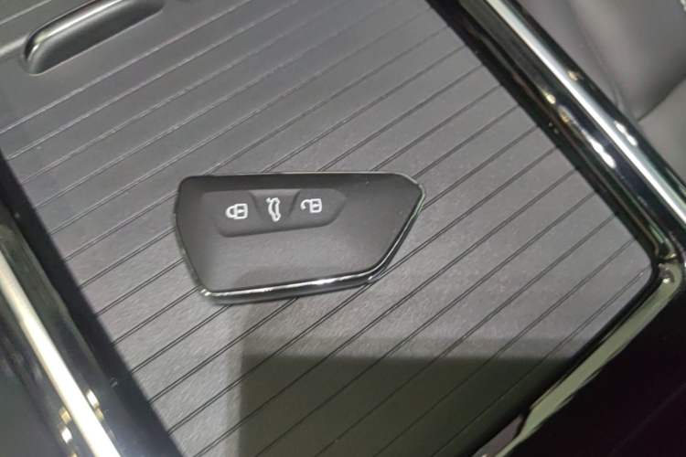 Used Volkswagen ID.4 X 2025 Smart Version Pure & Intelligent Enjoyment Edition Vehicle Key