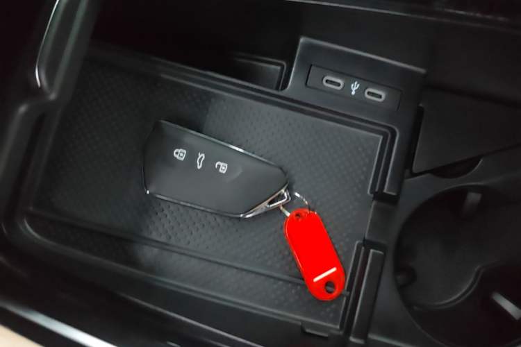 Used Volkswagen ID.4 X 2025 Smart Version Pure & Intelligent Enjoyment Edition Vehicle Key