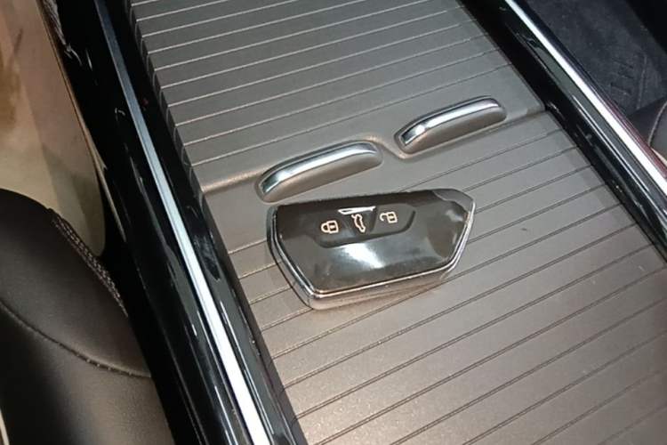 Used Volkswagen ID.4 X 2025 Smart Version Pure & Intelligent Enjoyment Edition Vehicle Key