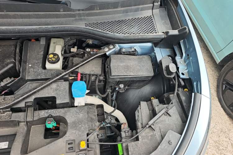 Used Volkswagen ID.4 X 2025 Smart Version Pure & Intelligent Enjoyment Edition Engine Bay Left