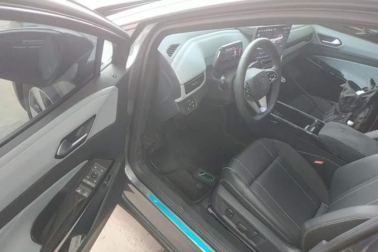 Used Volkswagen ID.4 X 2025 Smart Version Pure & Intelligent Enjoyment Edition Driver Seat
