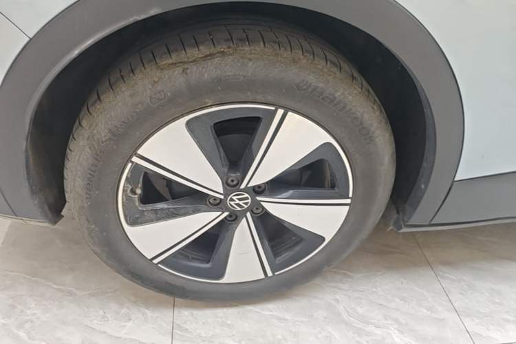 Used Volkswagen ID.4 X 2025 Smart Version Pure & Intelligent Enjoyment Edition Exterior 5