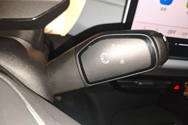 Used Volkswagen ID.4 X 2025 Smart Version Pure & Intelligent Enjoyment Edition Gear Lever