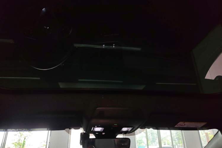 Used Volkswagen ID.4 X 2025 Smart Version Pure & Intelligent Enjoyment Edition Headliner