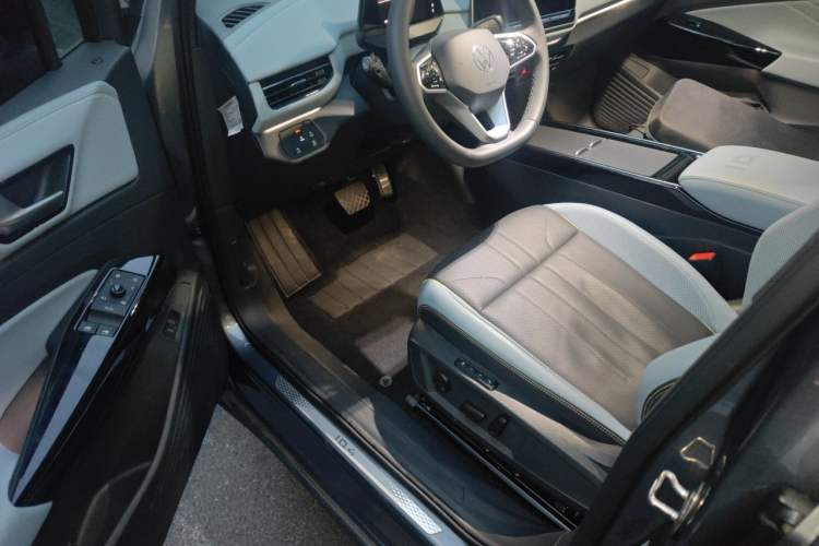 Used Volkswagen ID.4 X 2025 Smart Version Pure & Intelligent Enjoyment Edition Left Front Seat