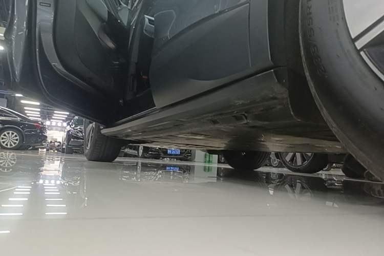 Used Volkswagen ID.4 X 2025 Smart Version Pure & Intelligent Enjoyment Edition Left Side Sill