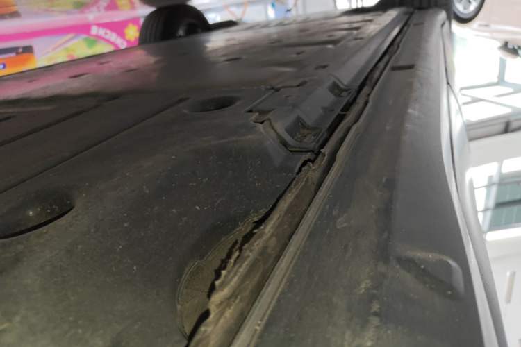 Used Volkswagen ID.4 X 2025 Smart Version Pure & Intelligent Enjoyment Edition Left Side Sill