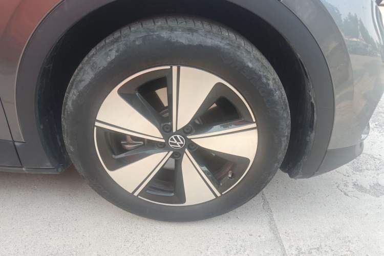Used Volkswagen ID.4 X 2025 Smart Version Pure & Intelligent Enjoyment Edition Right Front Wheel Hub