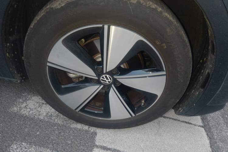 Used Volkswagen ID.4 X 2025 Smart Version Pure & Intelligent Enjoyment Edition Right Front Wheel Hub